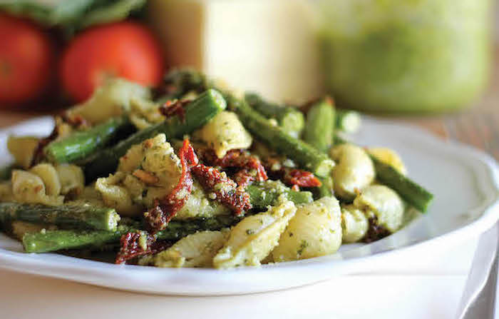 Pesto Pasta with Sun Dried Tomatoes and Roasted Asparagus Vegetarian Dinner Recipes