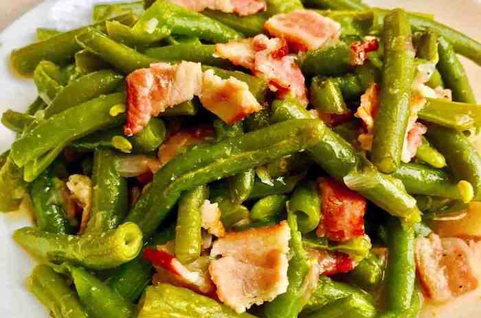 Keto Instant Pot Green Beans with Bacon